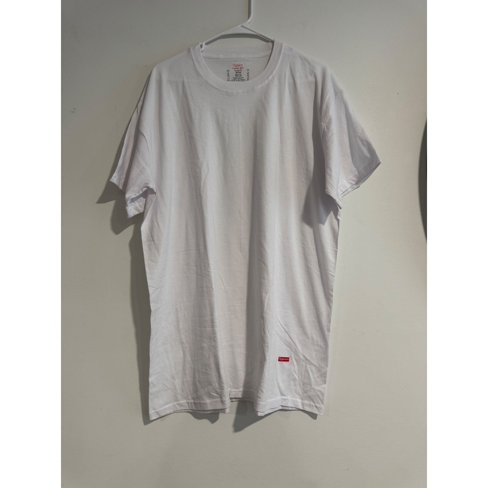 Supreme Hanes Tagless Tee Mens XL White Small Box Logo Short Sleeve T-Shirt